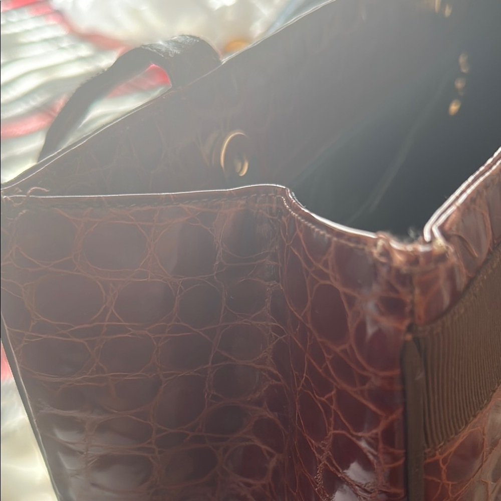 Salvatore Ferragamo Vara Leather tote bag (open 2 offers) - Picture 4 of 14